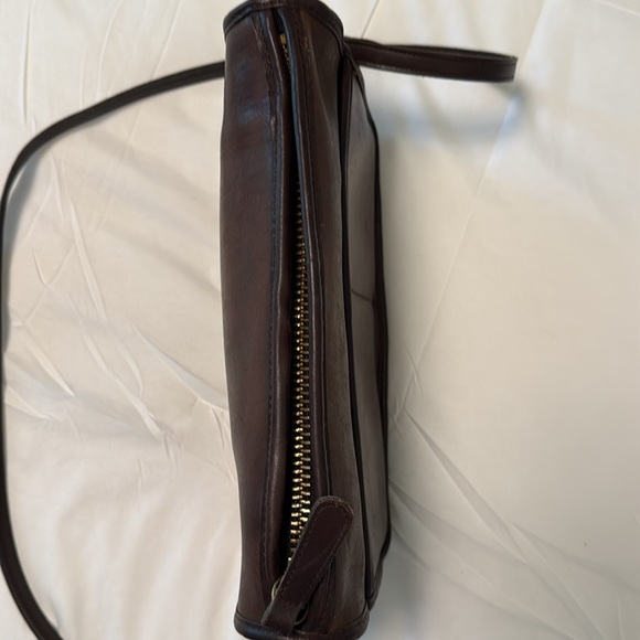 Vintage Coach "Companion" NYC Leather Shoulder Bag - Picture 6 of 11